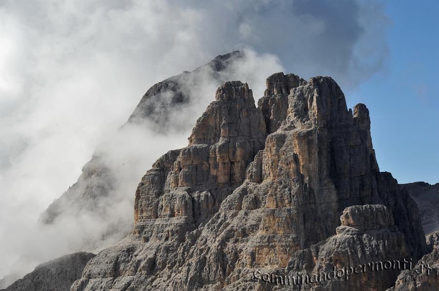 089 Zoom sulle Torri del Vajolet.jpg